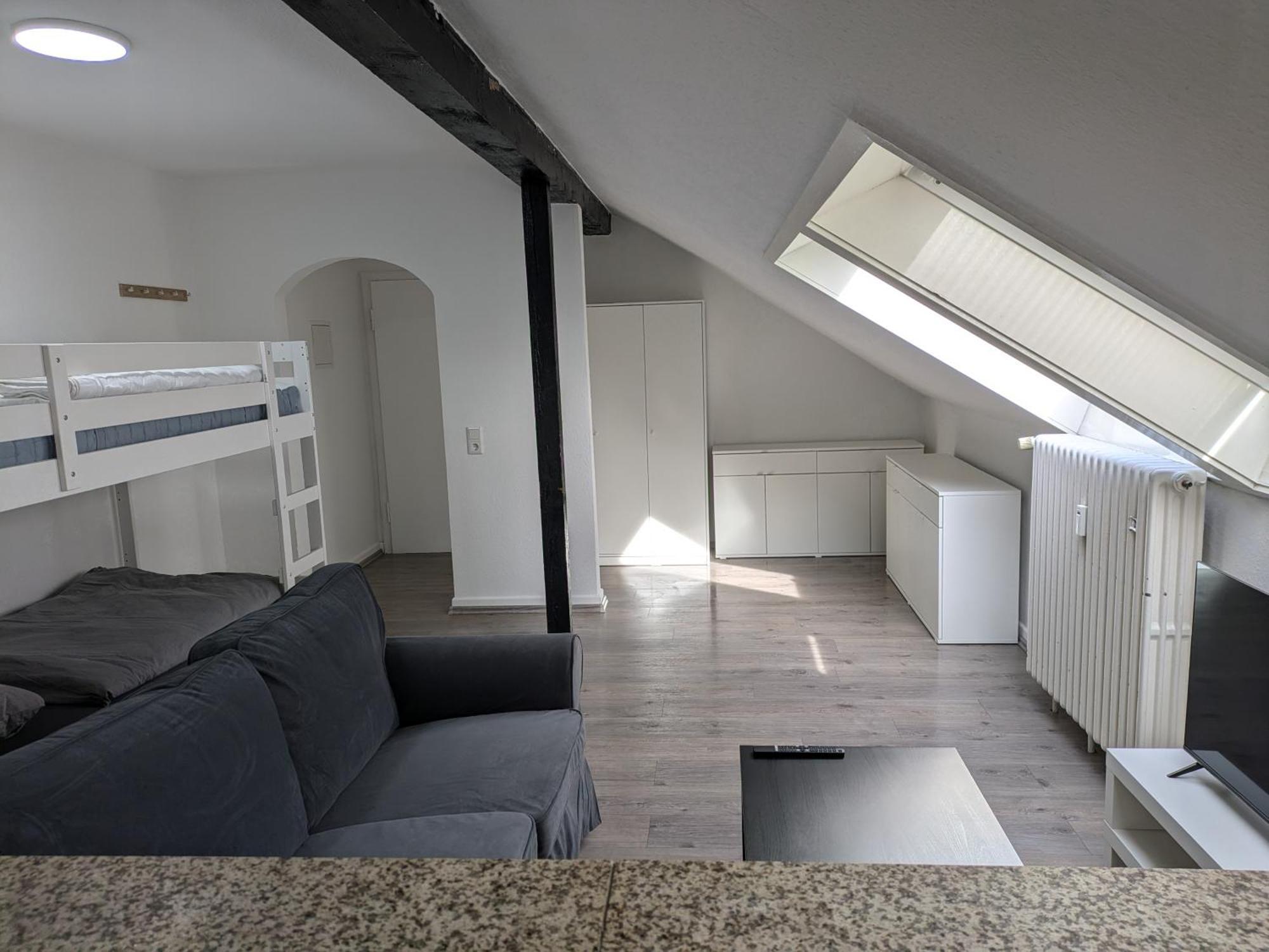 Interaktiv In - Duesseldorferstrasse Apartment *