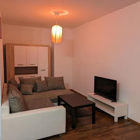 Interaktiv Appartements In Ratingen - Duesseldorferstrasse Exterior photo