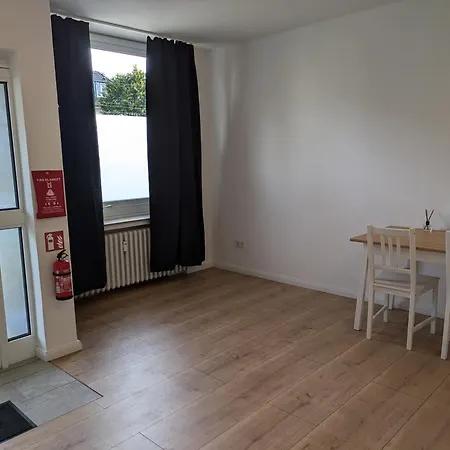 Interaktiv Appartements In Ratingen - Duesseldorferstrasse Exterior photo